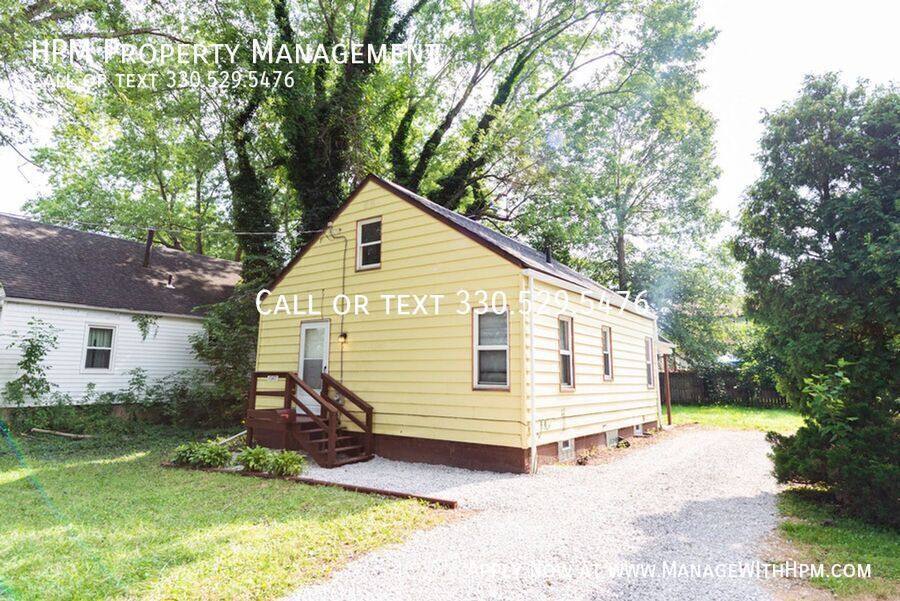 House for rent at 1047 Yukon Ave, Akron, OH 44320