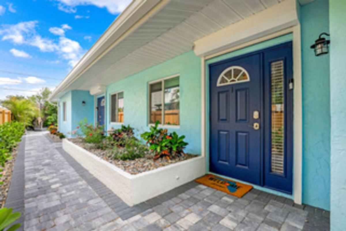 Apartment for rent at 2529 Linwood Ave, Naples, FL 34112