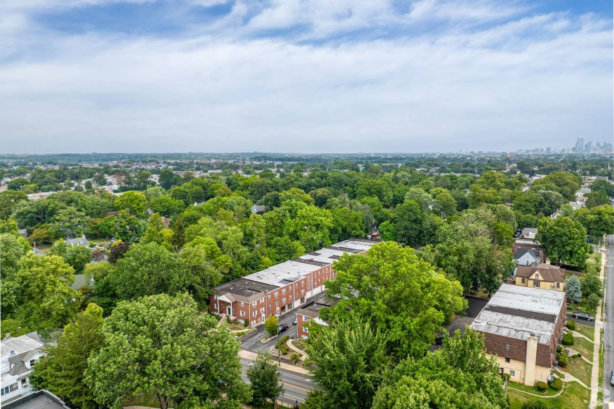 Apartment for rent at 105-117 N Lansdowne Ave, Lansdowne, PA 19050