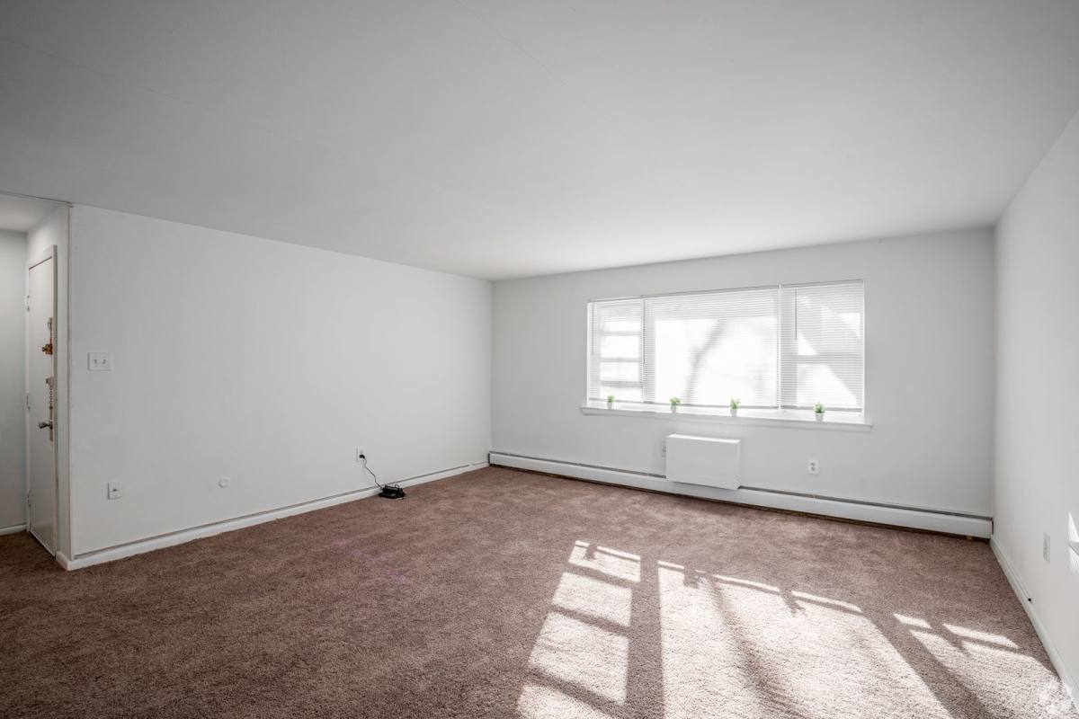 Apartment for rent at 105-117 N Lansdowne Ave, Lansdowne, PA 19050