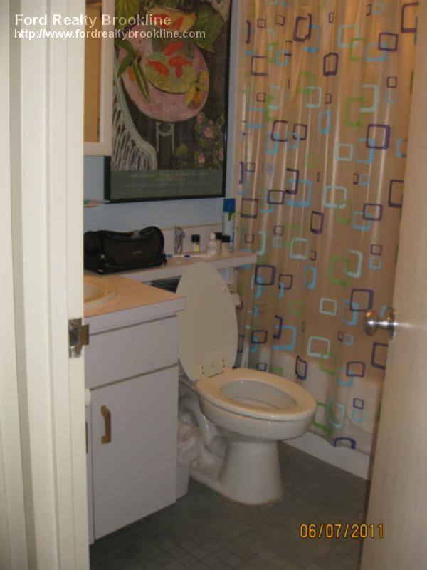 Apartment for rent at 44 Washington #1002, Brookline, MA 02445