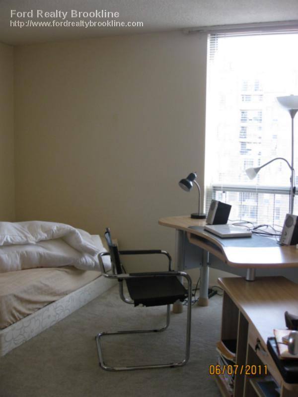 Apartment for rent at 44 Washington #1002, Brookline, MA 02445