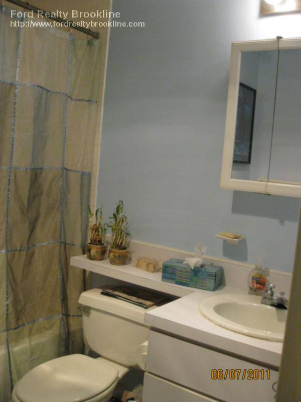 Apartment for rent at 44 Washington #1002, Brookline, MA 02445