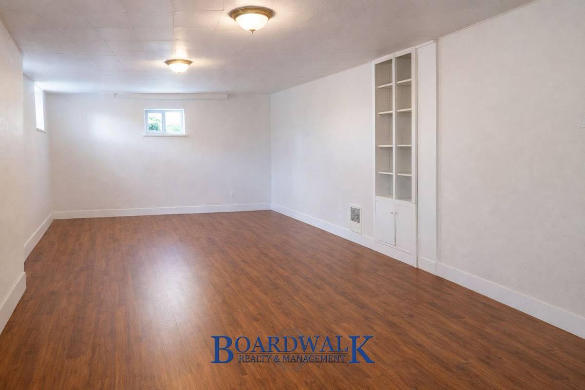 Apartment for rent at 2725 S Lake St, Salt Lake City, UT 84106