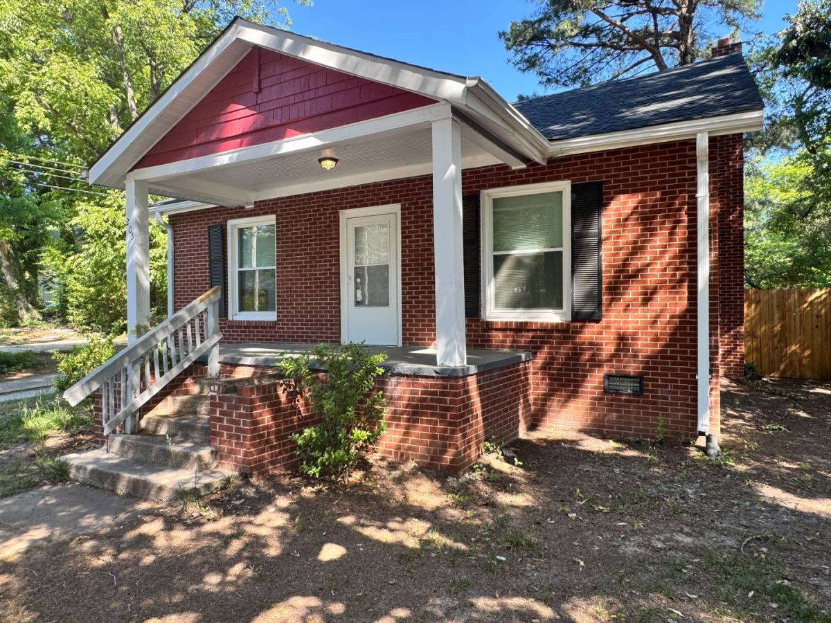 House for rent at 205 Guilford Ave, High Point, NC 27262