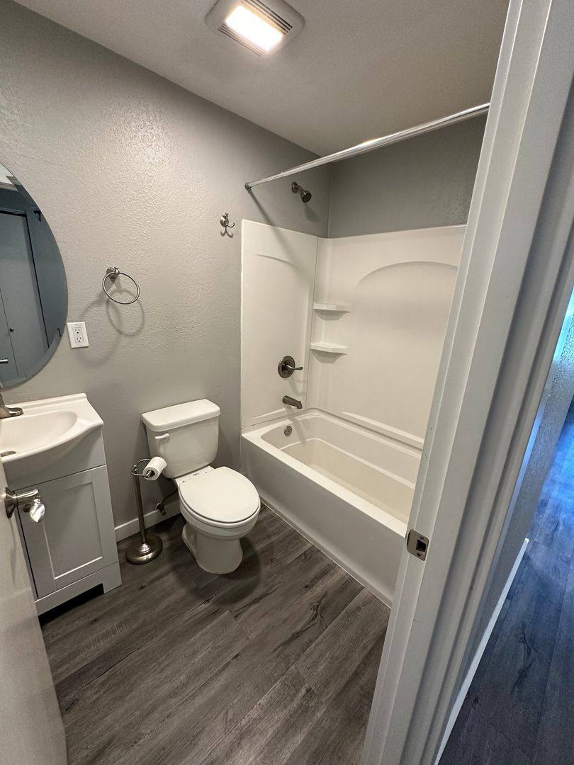 Apartment for rent at 2401 Elm St, Bellingham, WA 98225