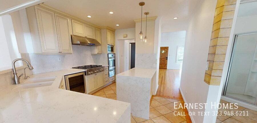 House for rent at 7317 Kraft Ave, North Hollywood, CA 91605