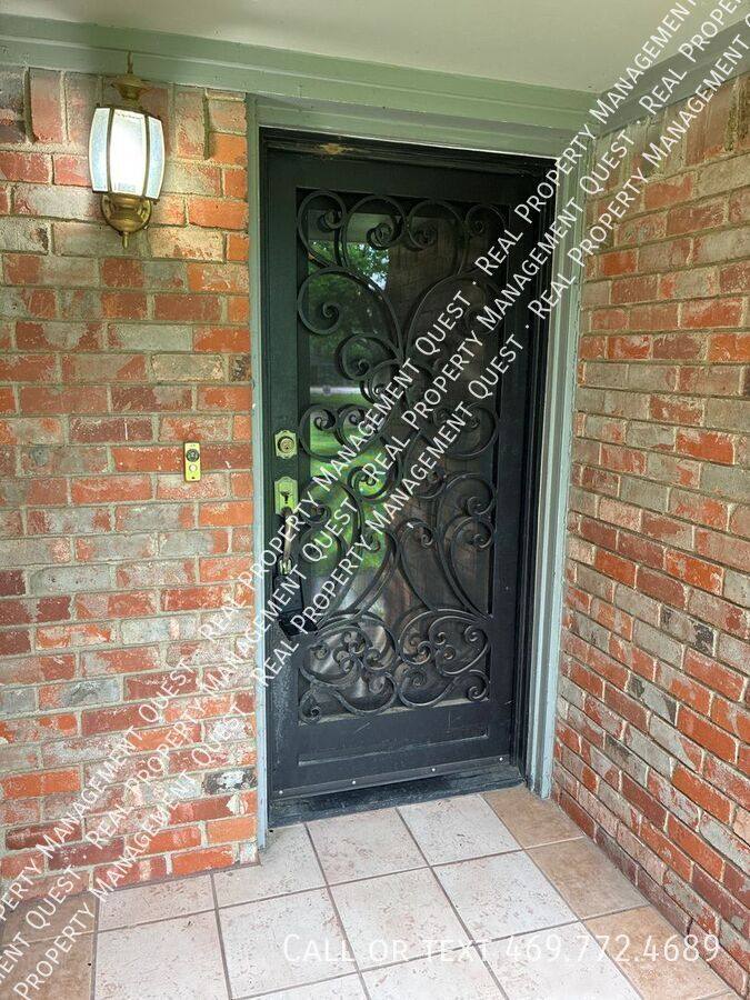 House for rent at 851 Newt Patterson, Mansfield, TX 76063