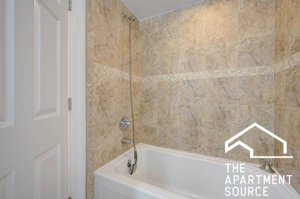 Condo for rent at 2834 N Albany Ave #G, Chicago, IL 60625