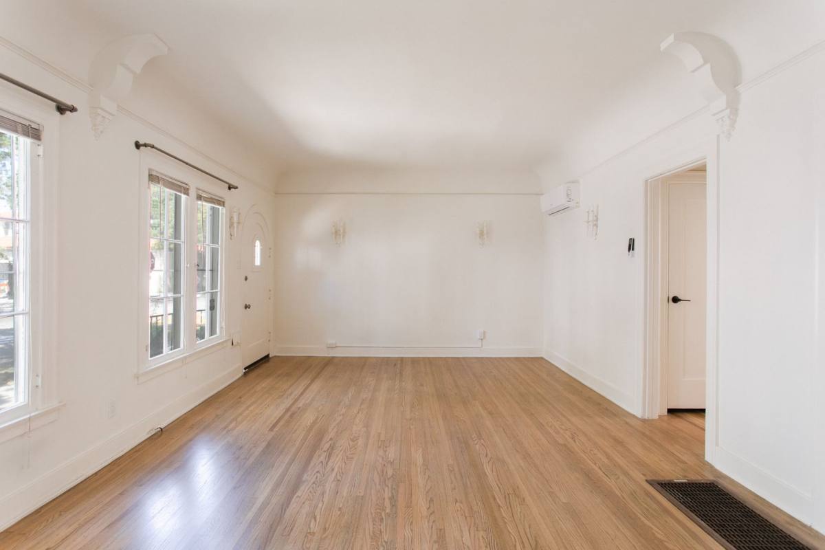 Apartment for rent at 201 S Arnaz Dr, Beverly Hills, CA 90211