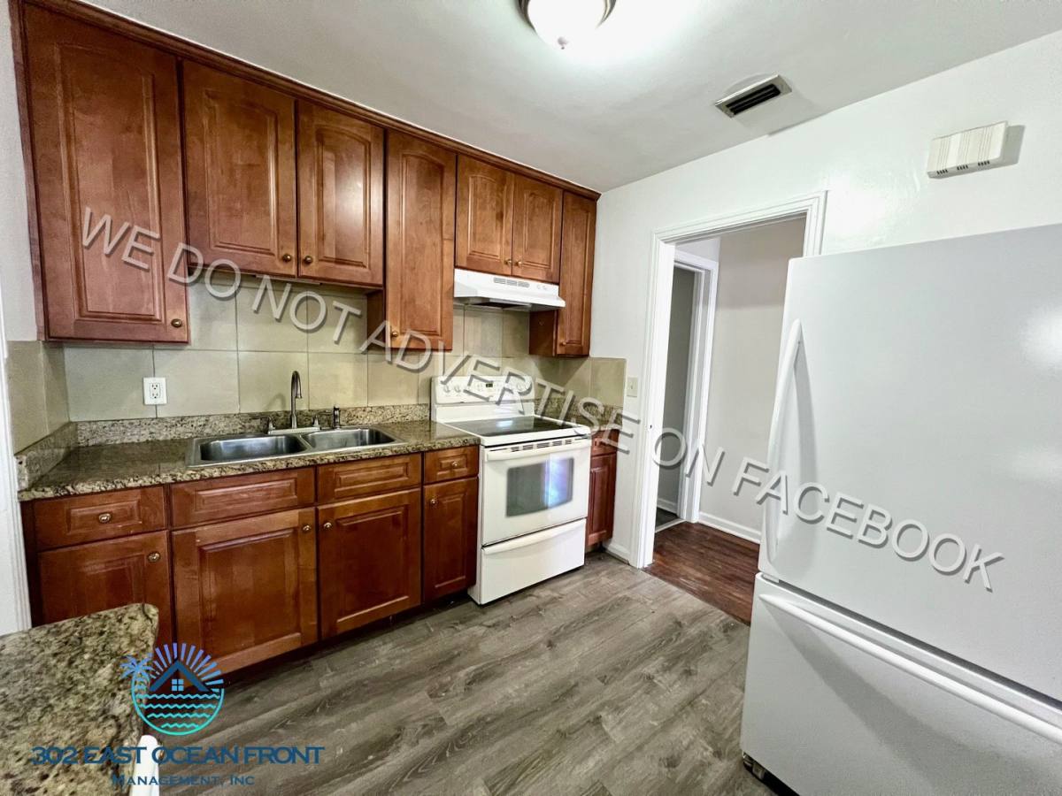 House for rent at 1733 McMillan St, Jacksonville, FL 32209