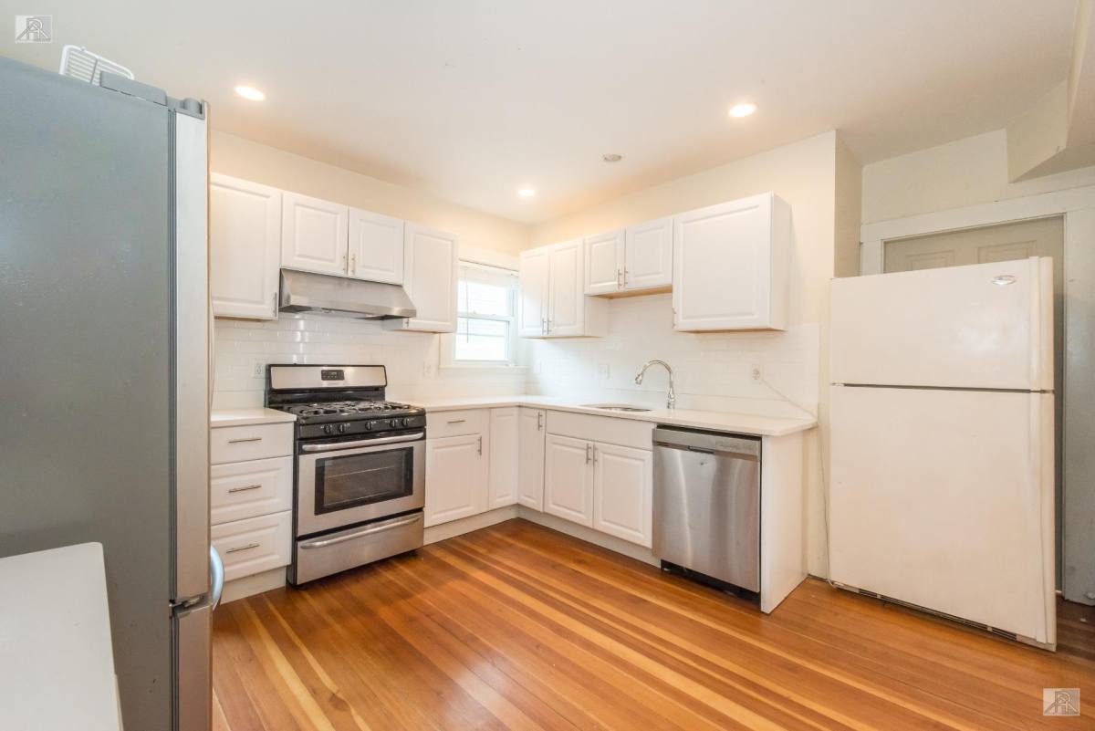 Apartment for rent at 31 Champney St #2, Brighton, MA 02135