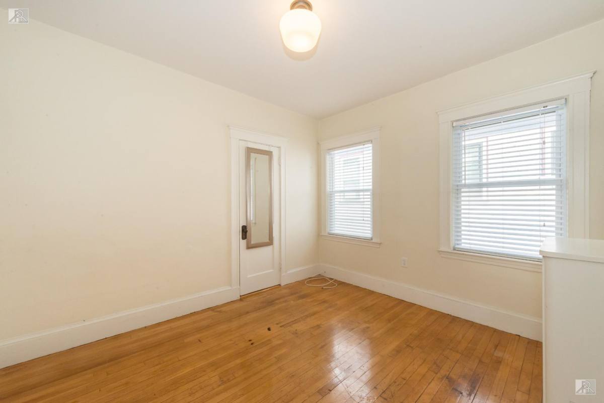 Apartment for rent at 31 Champney St #2, Brighton, MA 02135