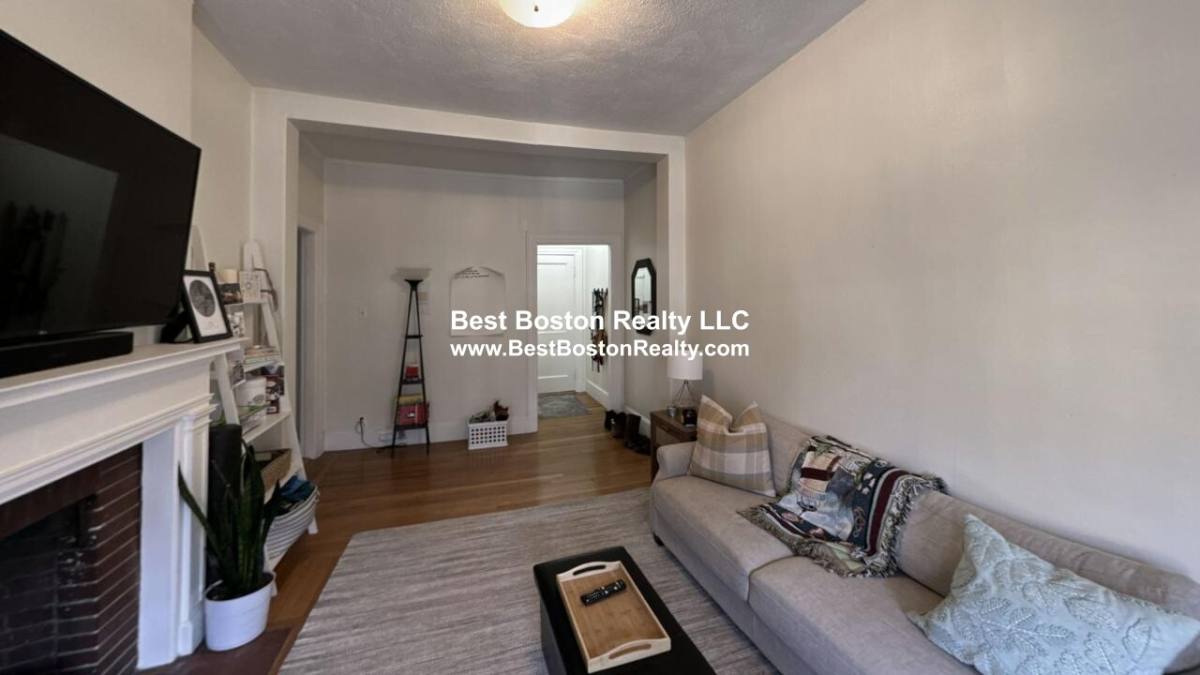 Apartment for rent at 163 Summer #25, Somerville, MA 02143