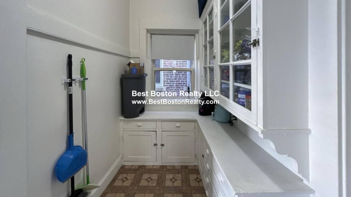 Apartment for rent at 163 Summer #25, Somerville, MA 02143