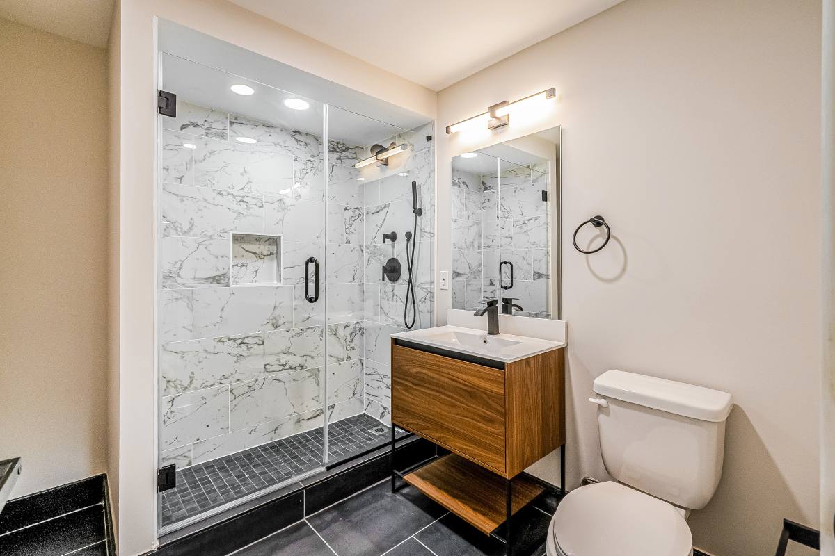 Condo for rent at 919 12th St NE #202, Washington, DC 20002