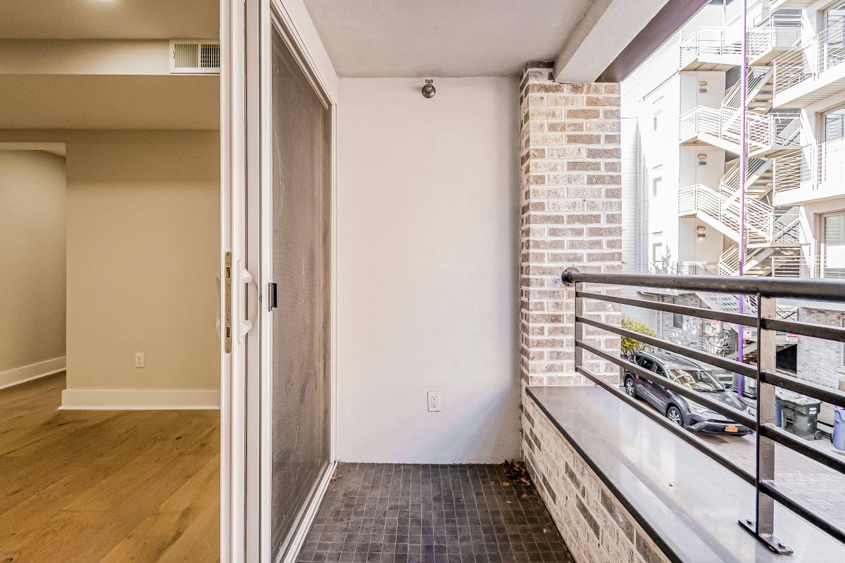 Condo for rent at 919 12th St NE #202, Washington, DC 20002