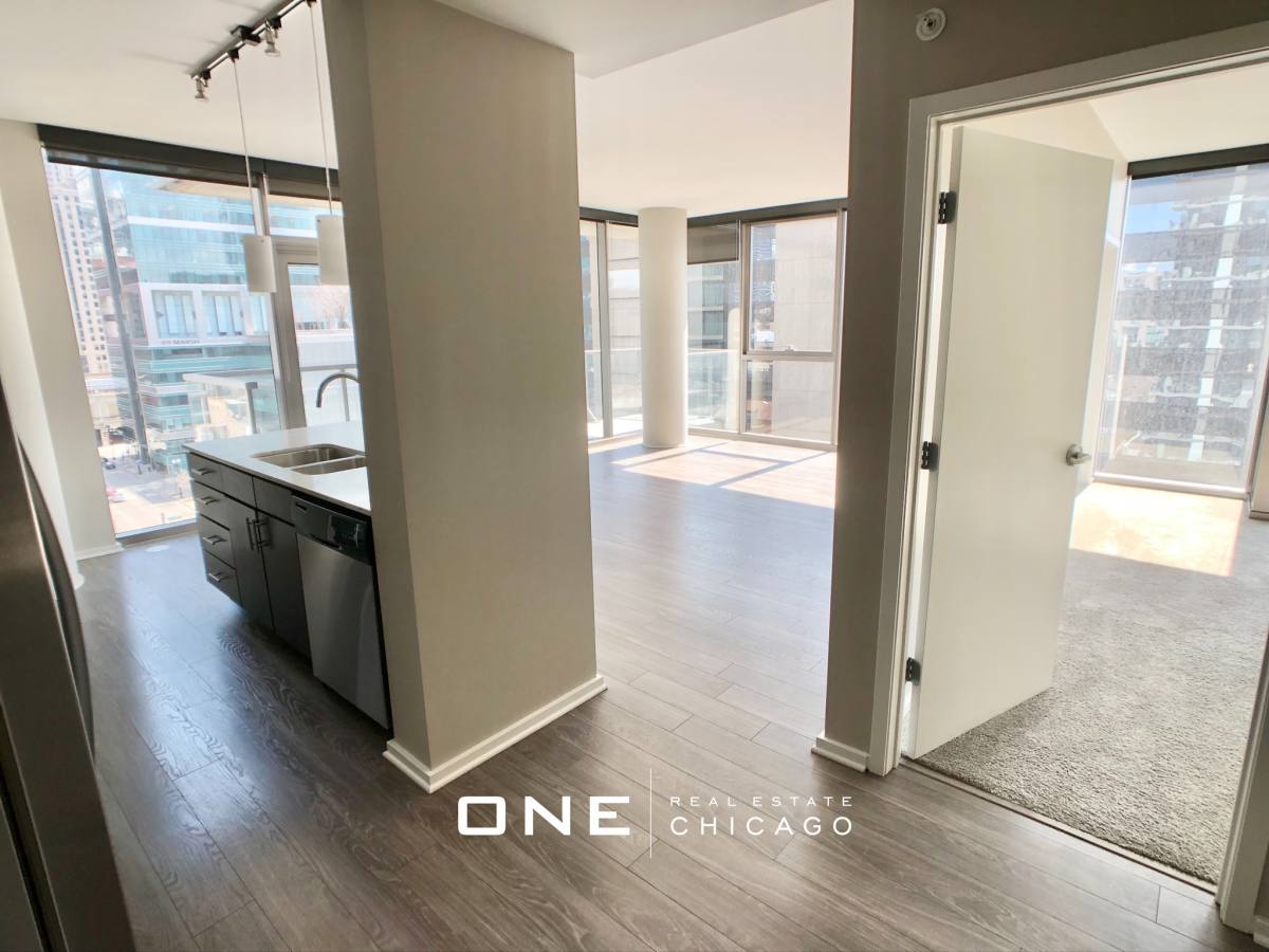 Apartment for rent at 117 N Desplaines #4, Chicago, IL 60661