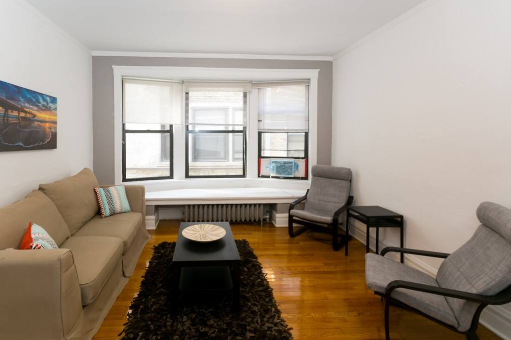 Apartment for rent at 439 Melrose #C3, Chicago, IL 60657