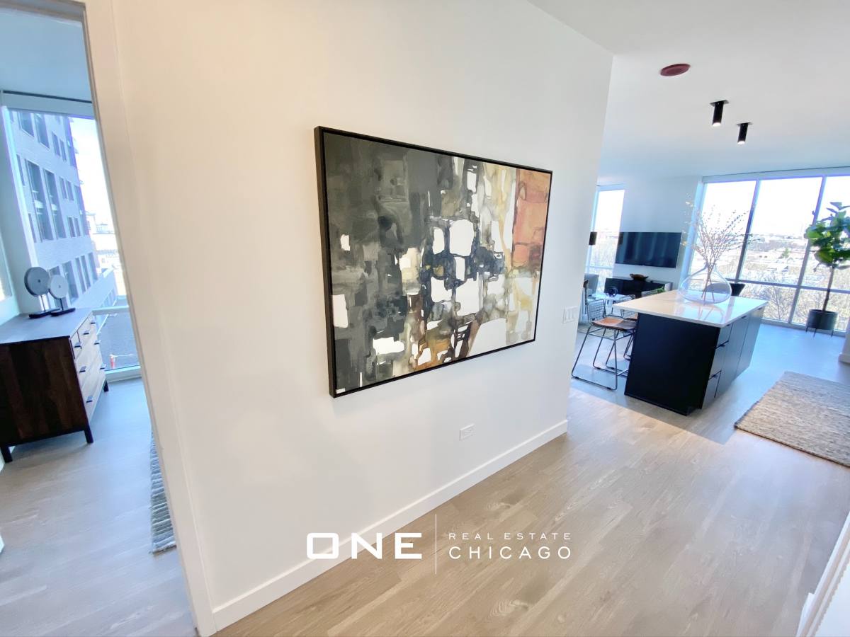 Apartment for rent at 633 W N #32, Chicago, IL 60610