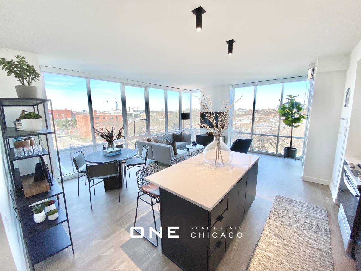 Apartment for rent at 633 W N #32, Chicago, IL 60610