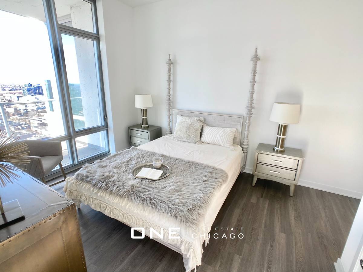 Apartment for rent at 1201 N Lasalle, Chicago, IL 60610