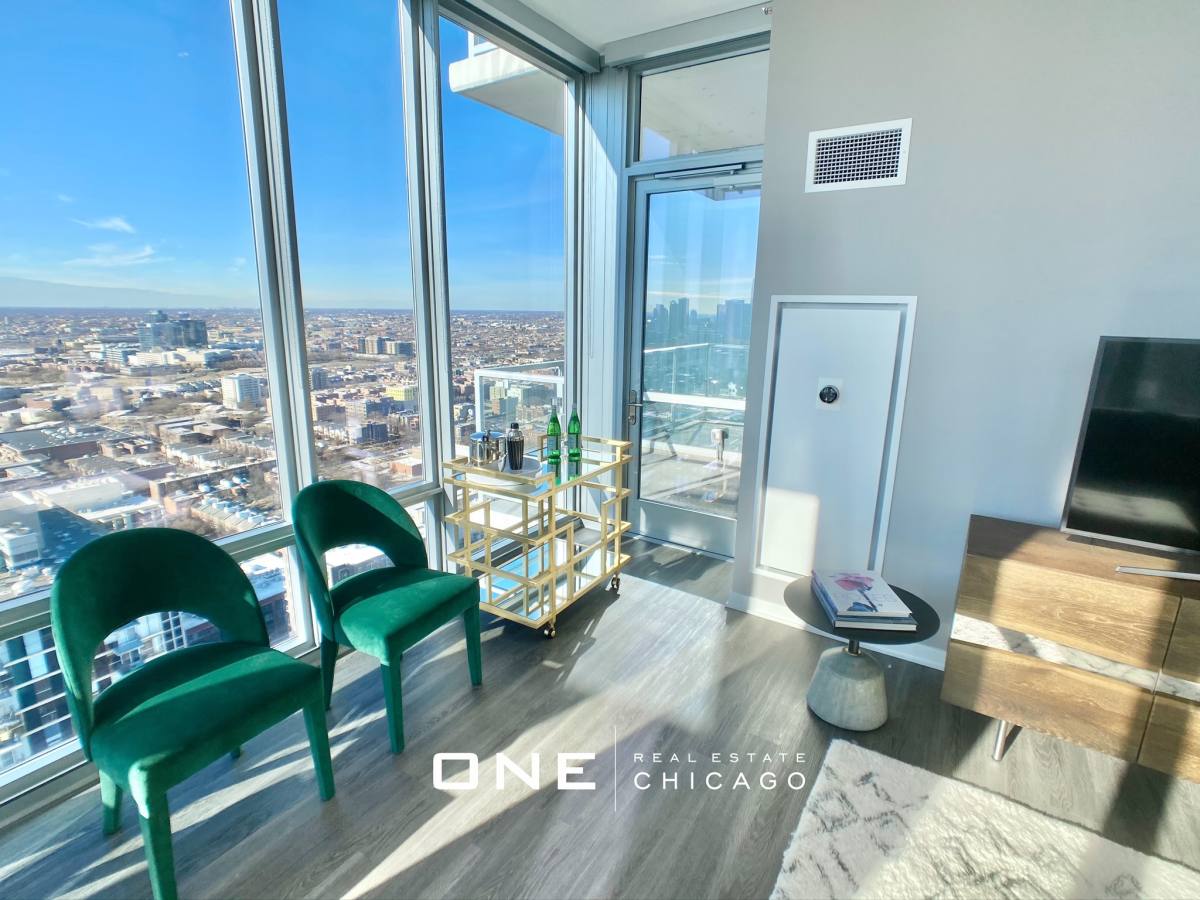 Apartment for rent at 1201 N Lasalle, Chicago, IL 60610