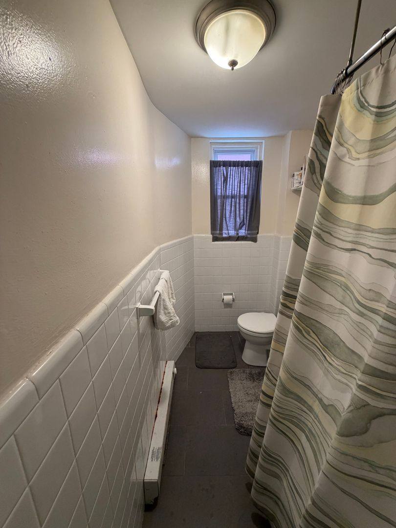 Apartment for rent at 325 Pine St, Philadelphia, PA 19106
