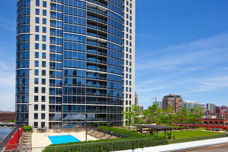 Apartment for rent at 520 N Kingsbury, Chicago, IL 60654