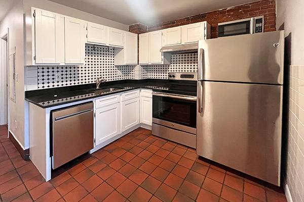 Apartment for rent at 162 Broadway #2, Somerville, MA 02145