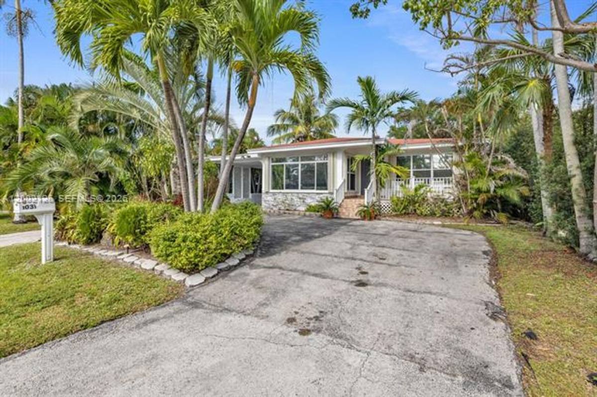 House for rent at 1031 NE Little River Dr, Miami, FL 33138