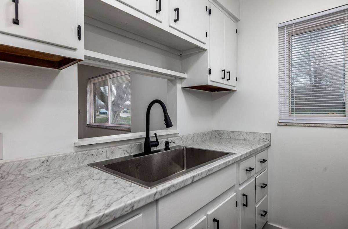Apartment for rent at 190-216 Wilson Dr, Xenia, OH 45385