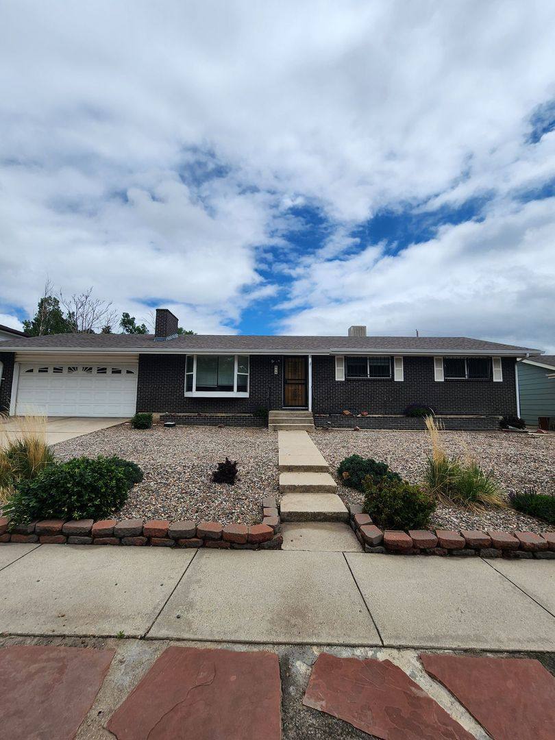 House for rent at 313 S Chelton Rd, Colorado Springs, CO 80910