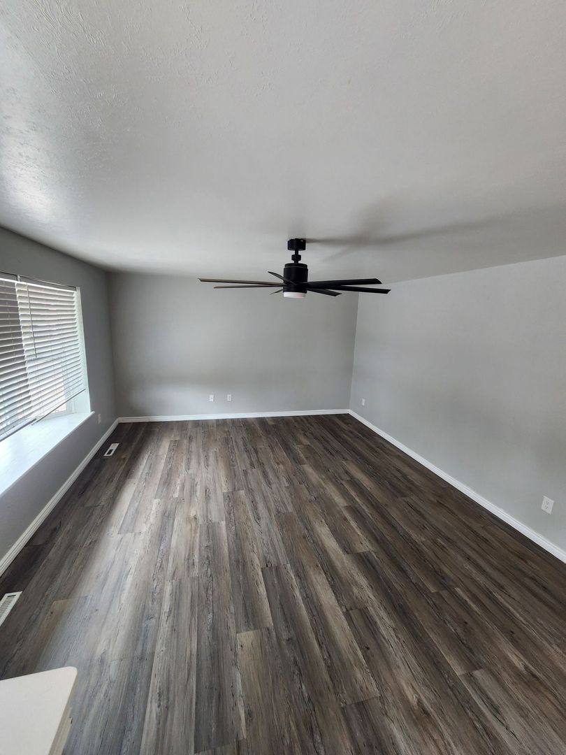 House for rent at 313 S Chelton Rd, Colorado Springs, CO 80910