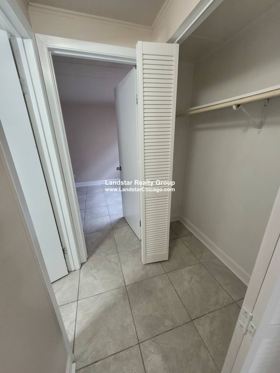 Apartment for rent at 9612 Ivanhoe Ave #2, Schiller Park, IL 60176