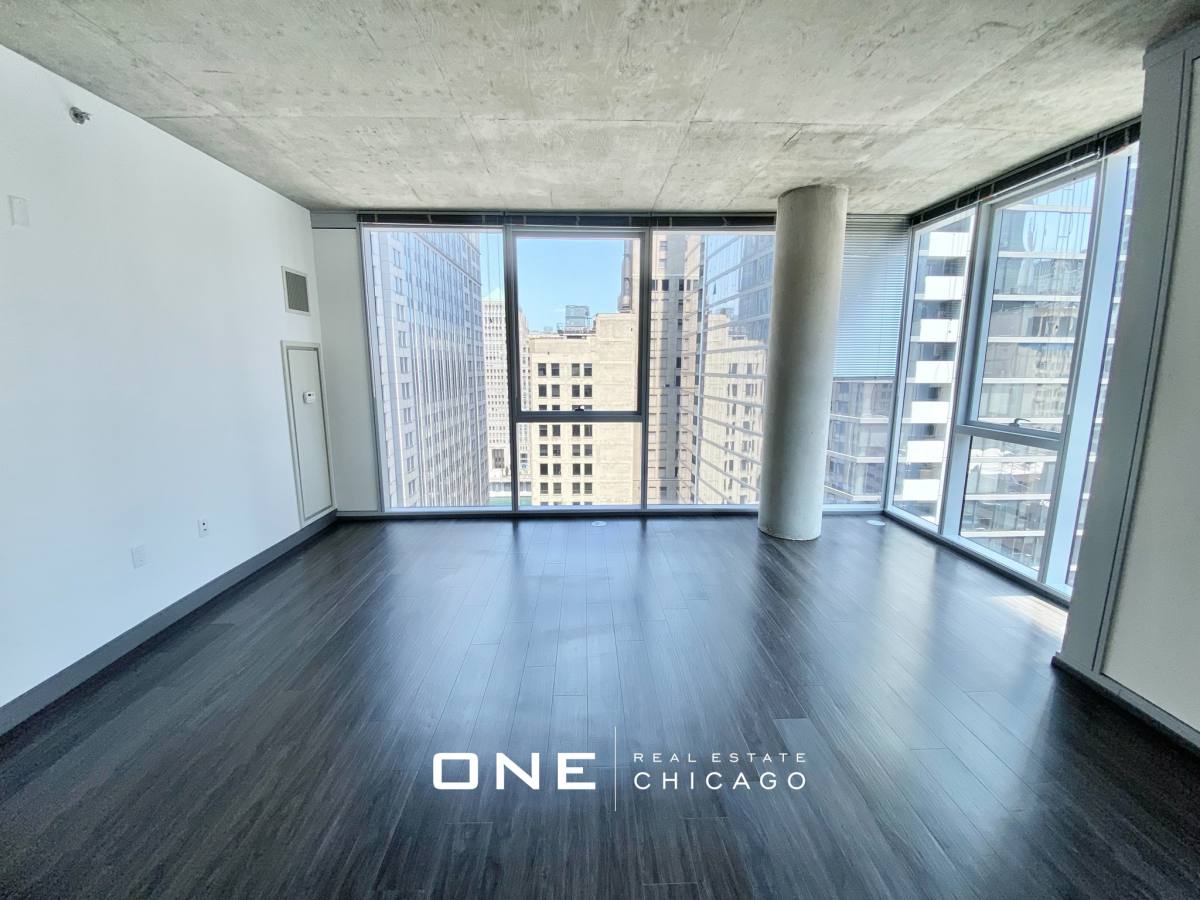 Apartment for rent at 215 W Lake, Chicago, IL 60601