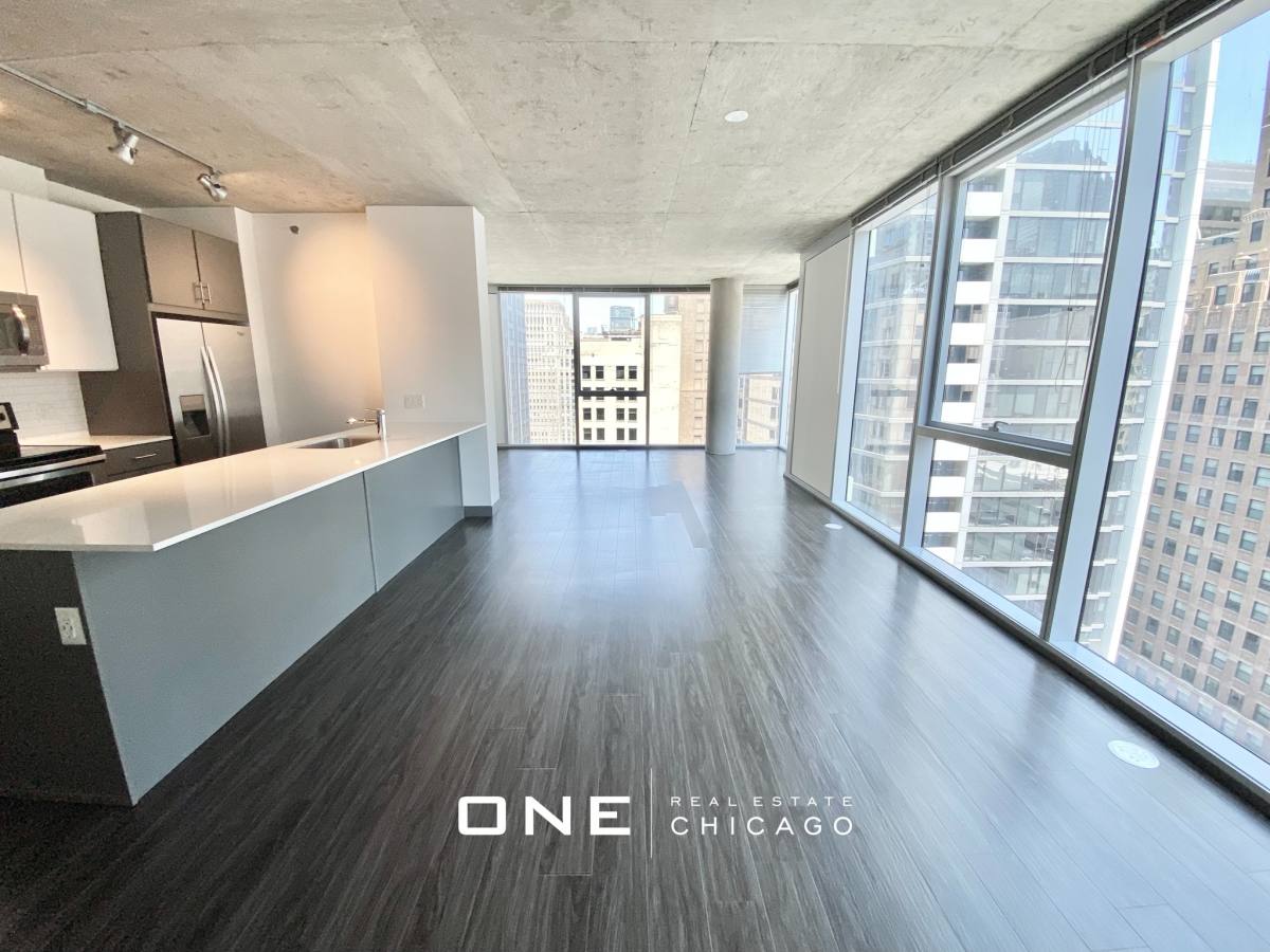 Apartment for rent at 215 W Lake, Chicago, IL 60601