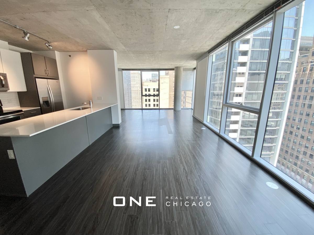 Apartment for rent at 215 W Lake, Chicago, IL 60601