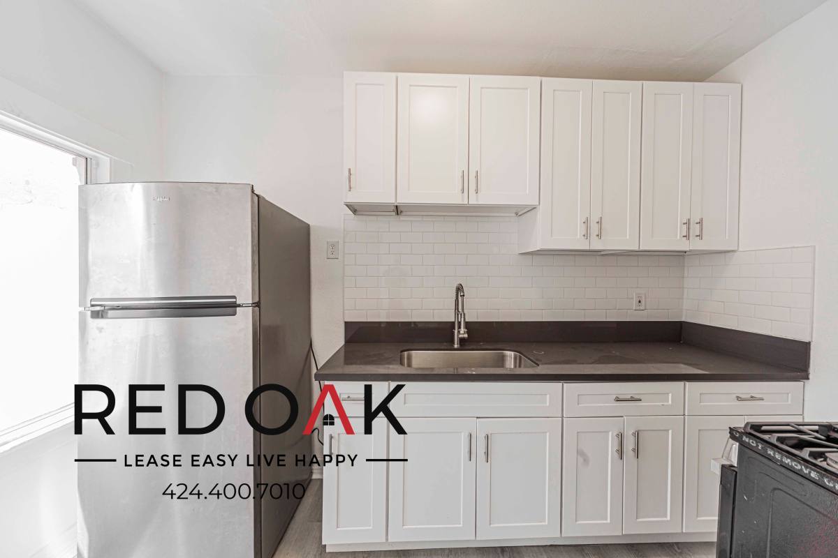 Condo for rent at 822 S Park View St #107, Los Angeles, CA 90057
