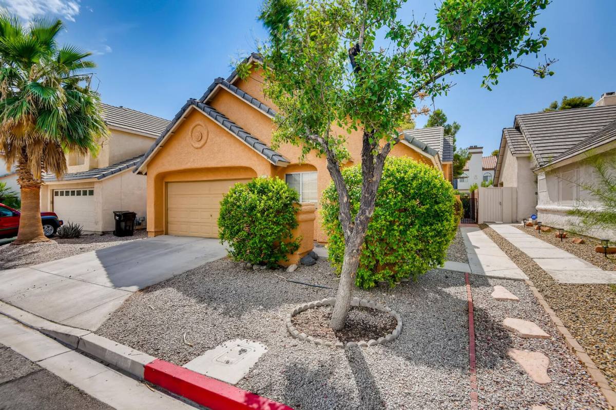 House for rent at 2507 Kilmaron Cr, Henderson, NV 89014