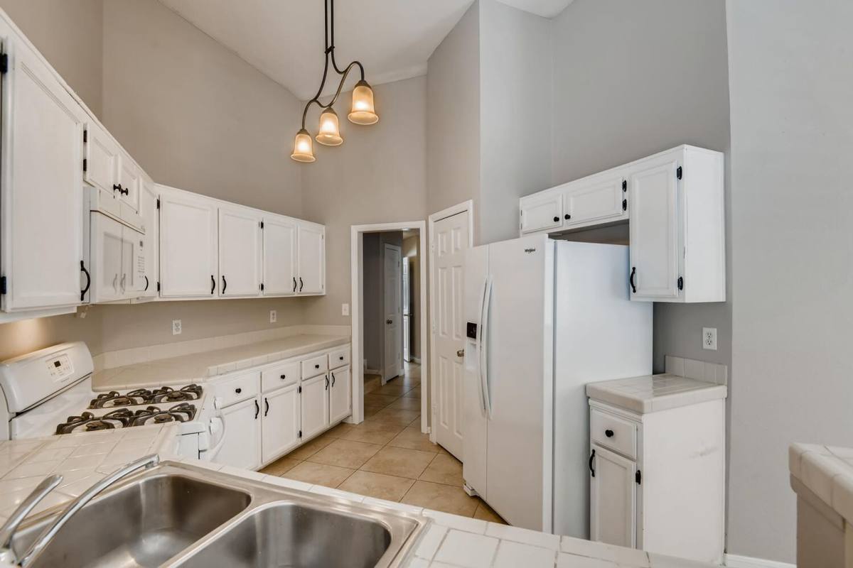 House for rent at 2507 Kilmaron Cr, Henderson, NV 89014