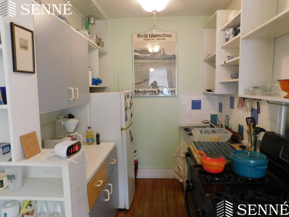 Apartment for rent at 36 Linnaean St #15, Cambridge, MA 02138