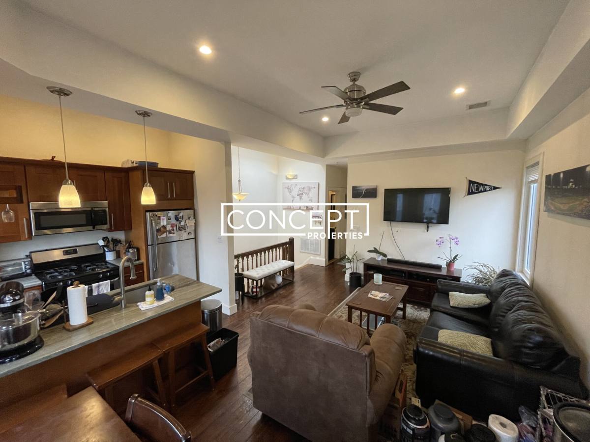 Apartment for rent at 5 Saint Margaret St #3, Dorchester, MA 02125