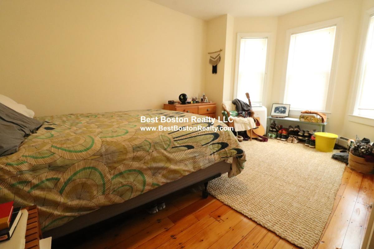 Apartment for rent at 70 Summer St #3R, Somerville, MA 02143