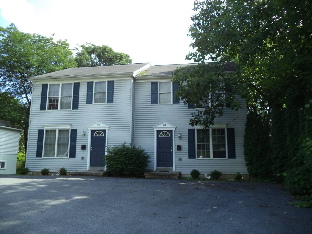 Apartment for rent at 898 N Allen St, State College, PA 16803