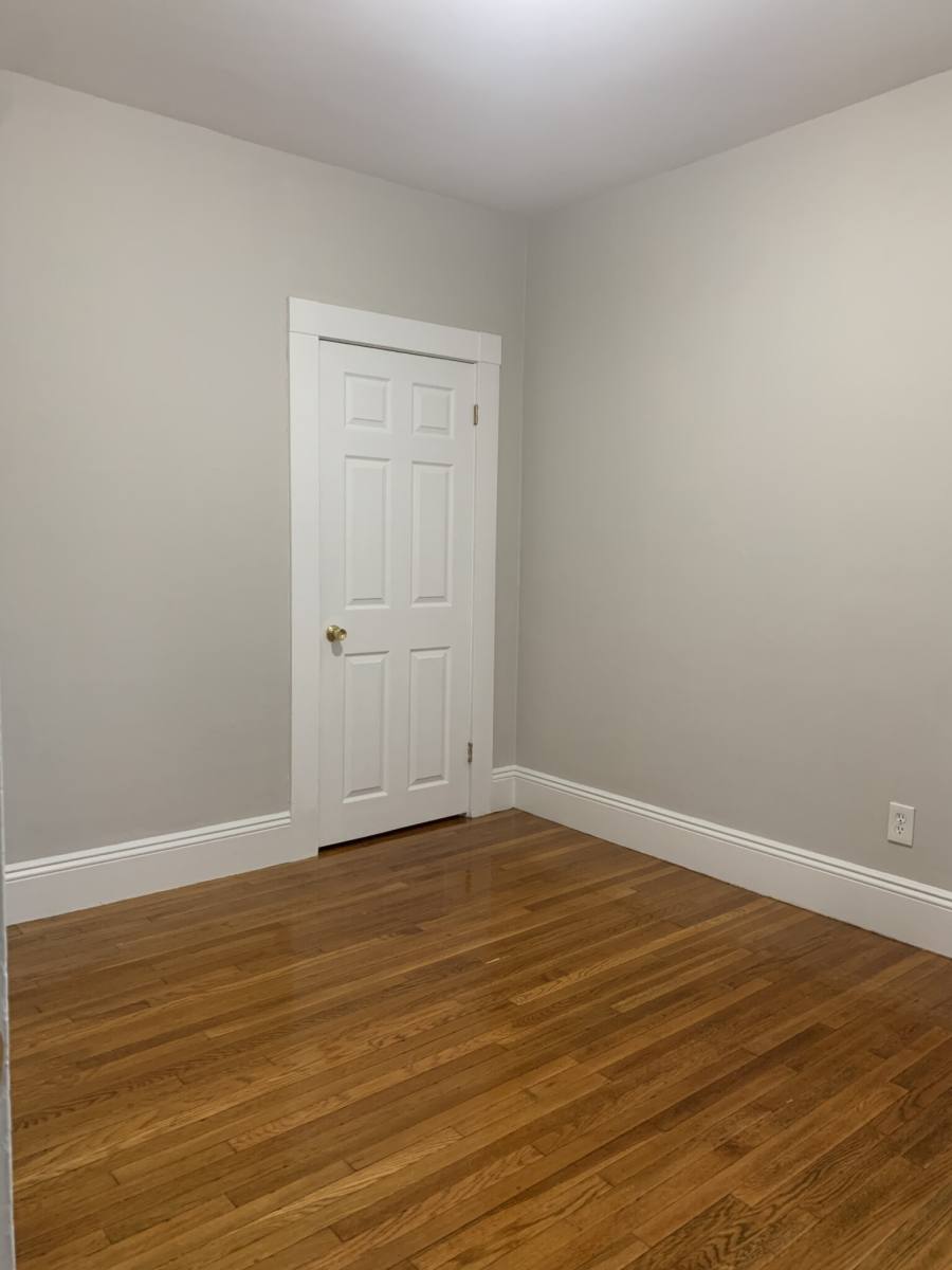 Apartment for rent at 176 Chestnut St #2, Waltham, MA 02453