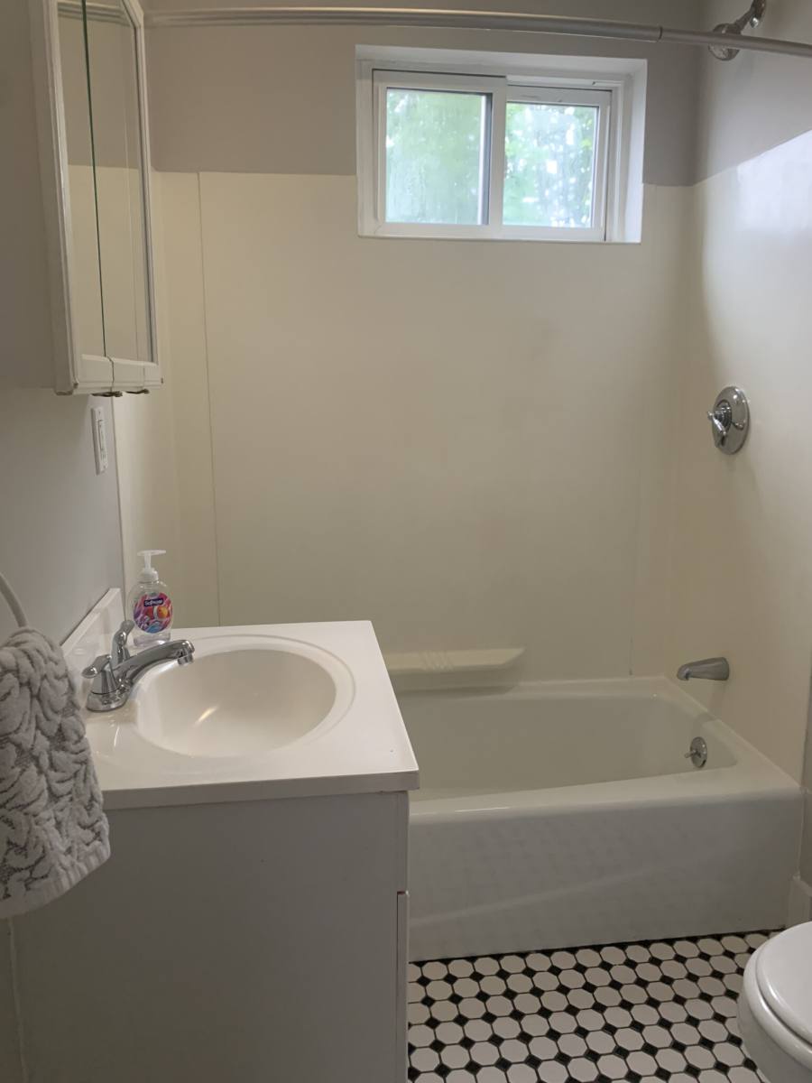 Apartment for rent at 176 Chestnut St #2, Waltham, MA 02453
