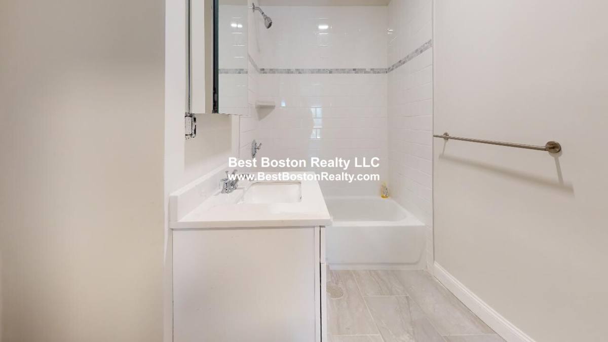Apartment for rent at 156 School St #6, Somerville, MA 02143