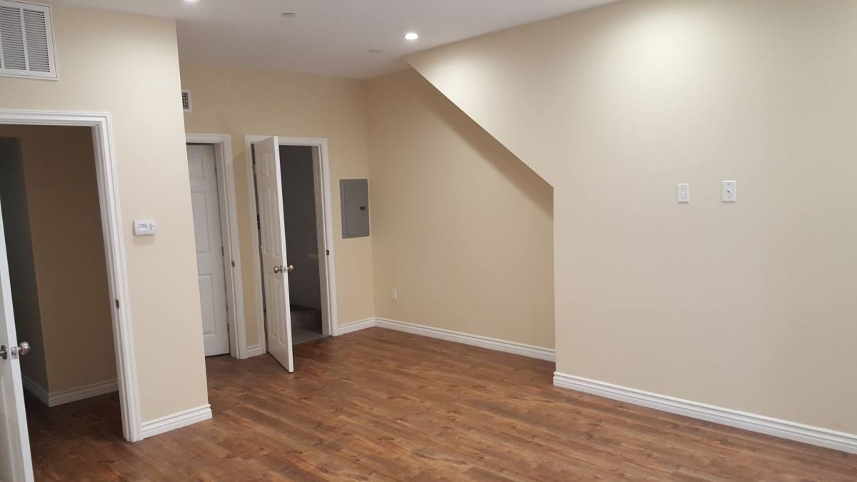 Apartment for rent at 3334-3336 Drew St, Los Angeles, CA 90065