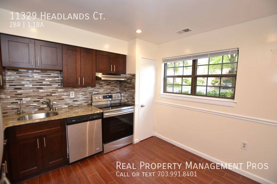 Townhouse for rent at 11329 Headlands Court, Reston, VA 20191